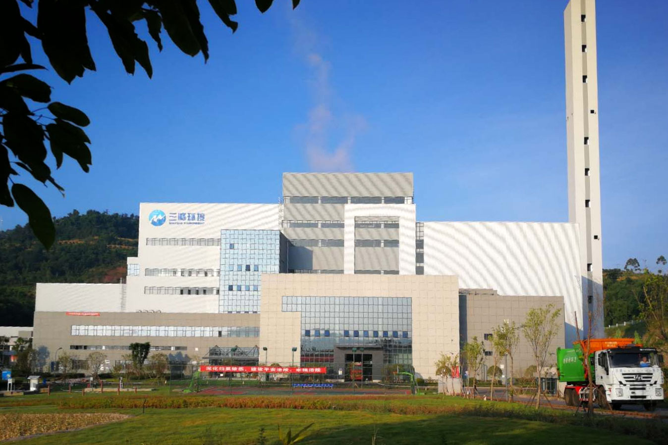 14.重慶涪陵垃圾發(fā)電廠(1000噸天).jpg 14.重慶涪陵垃圾發(fā)電廠(1000噸天).jpg